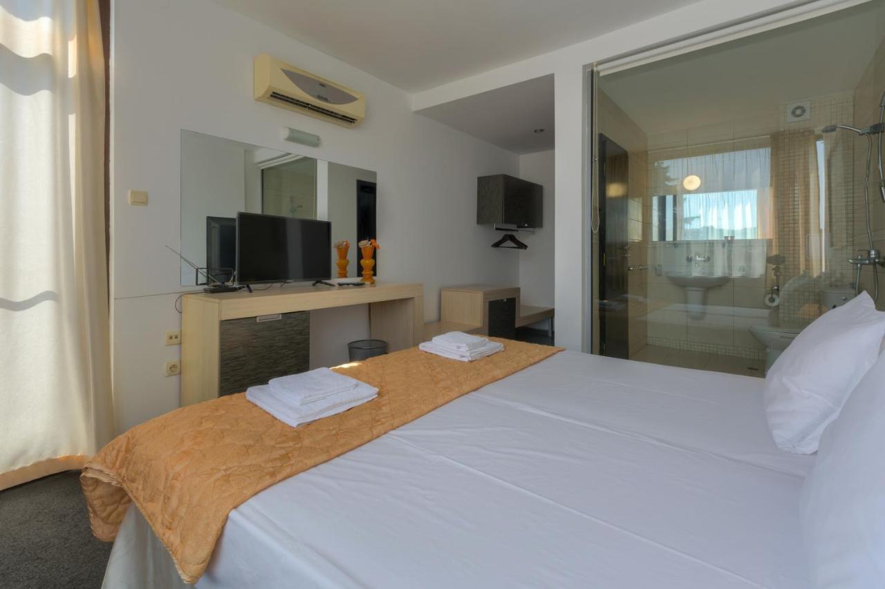 Hotel Odyssey Sozopol Eksteriør billede